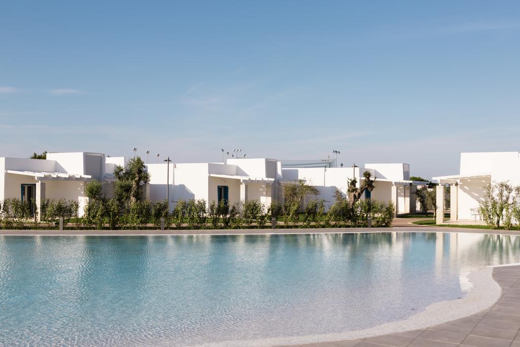 Cala Ponte, A Tribute Portfolio Hotel Полиньяно-а-Маре Экстерьер фото