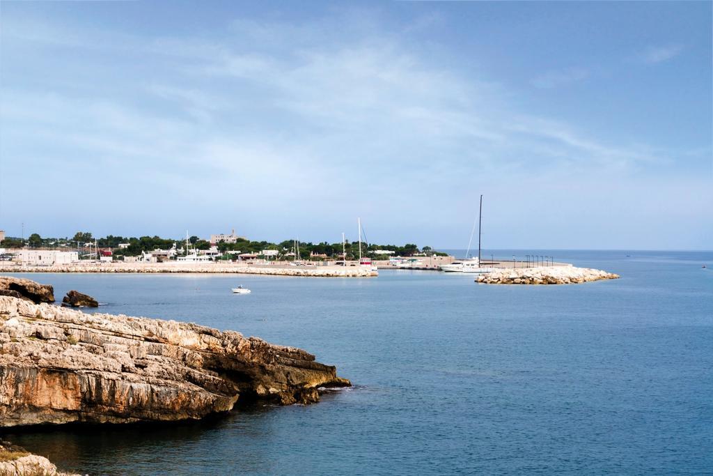 Cala Ponte, A Tribute Portfolio Hotel Полиньяно-а-Маре Экстерьер фото