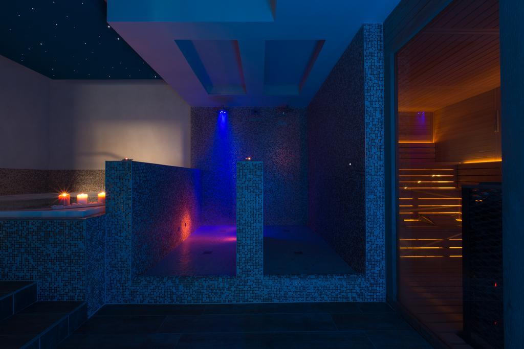 Cala Ponte, A Tribute Portfolio Hotel Полиньяно-а-Маре Экстерьер фото